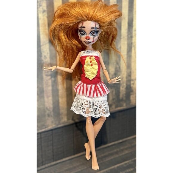 Custom OOAK Monster High Doll Cleo De Nile Circus Clown - Picture 5 of 10
